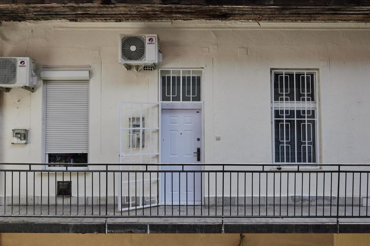 Cozy Little Apartment In Downtown Budapest Exterior photo